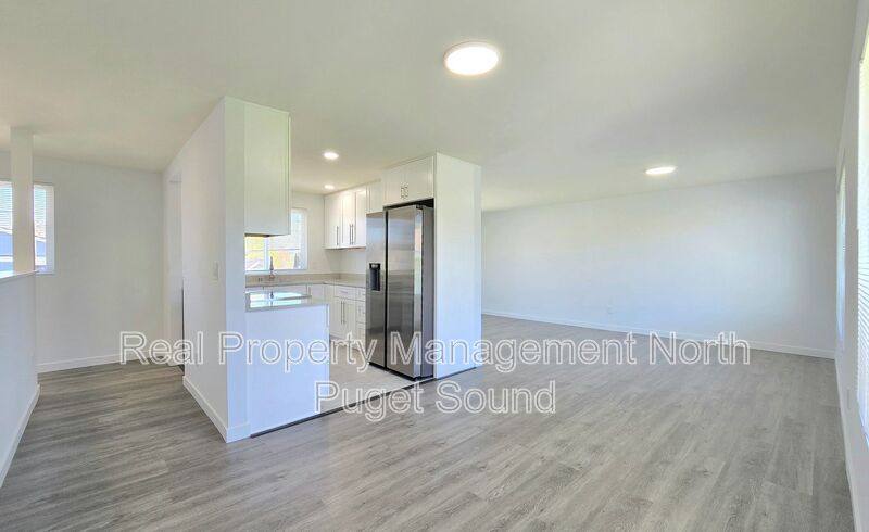 Apartment for rent at 1421 Pine St #B, Everett, WA 98201