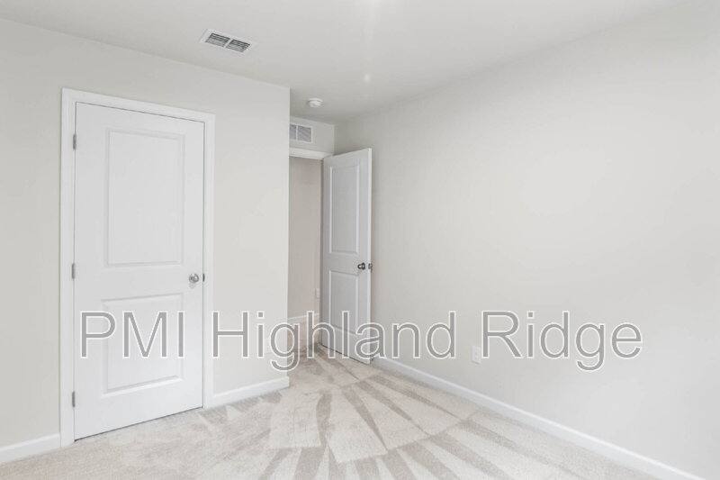 Townhouse for rent at 828 Knox Crest Dr, Lebanon, TN 37090
