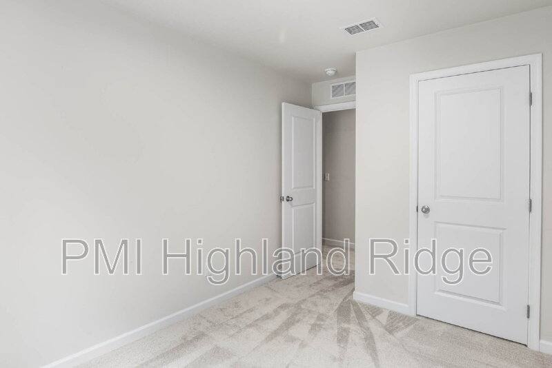 Townhouse for rent at 828 Knox Crest Dr, Lebanon, TN 37090