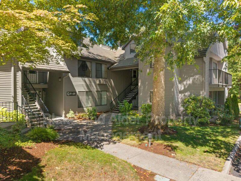 Condo for rent at 4000 Carman Dr #G108, Lake Oswego, OR 97035