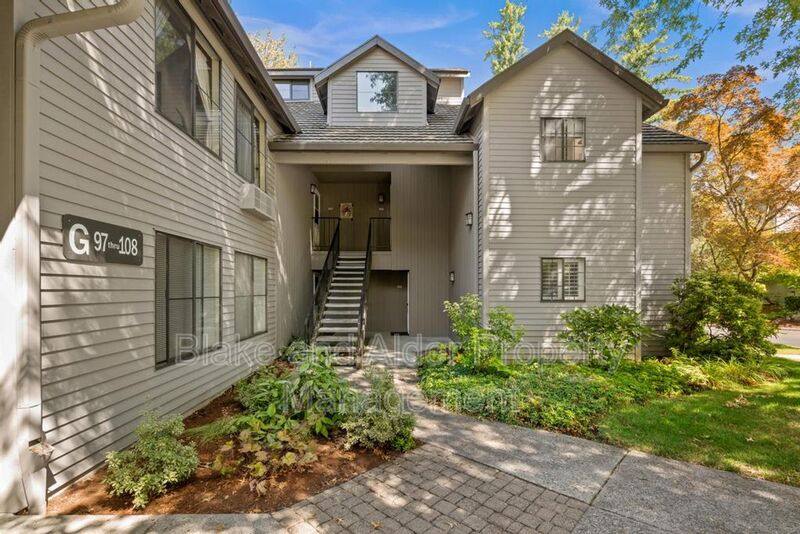 Condo for rent at 4000 Carman Dr #G108, Lake Oswego, OR 97035