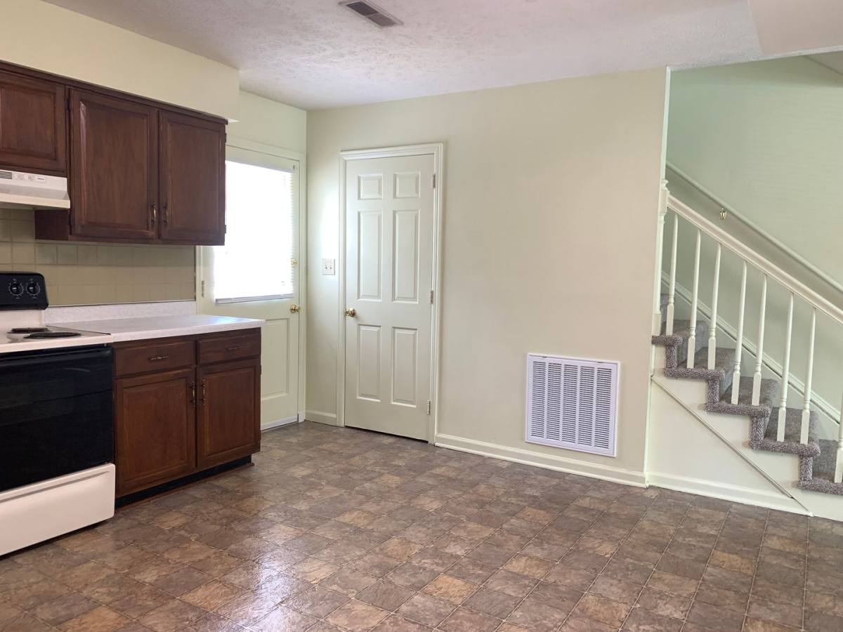 Townhouse for rent at 127 Holmes Circle, Lynchburg, VA 24501