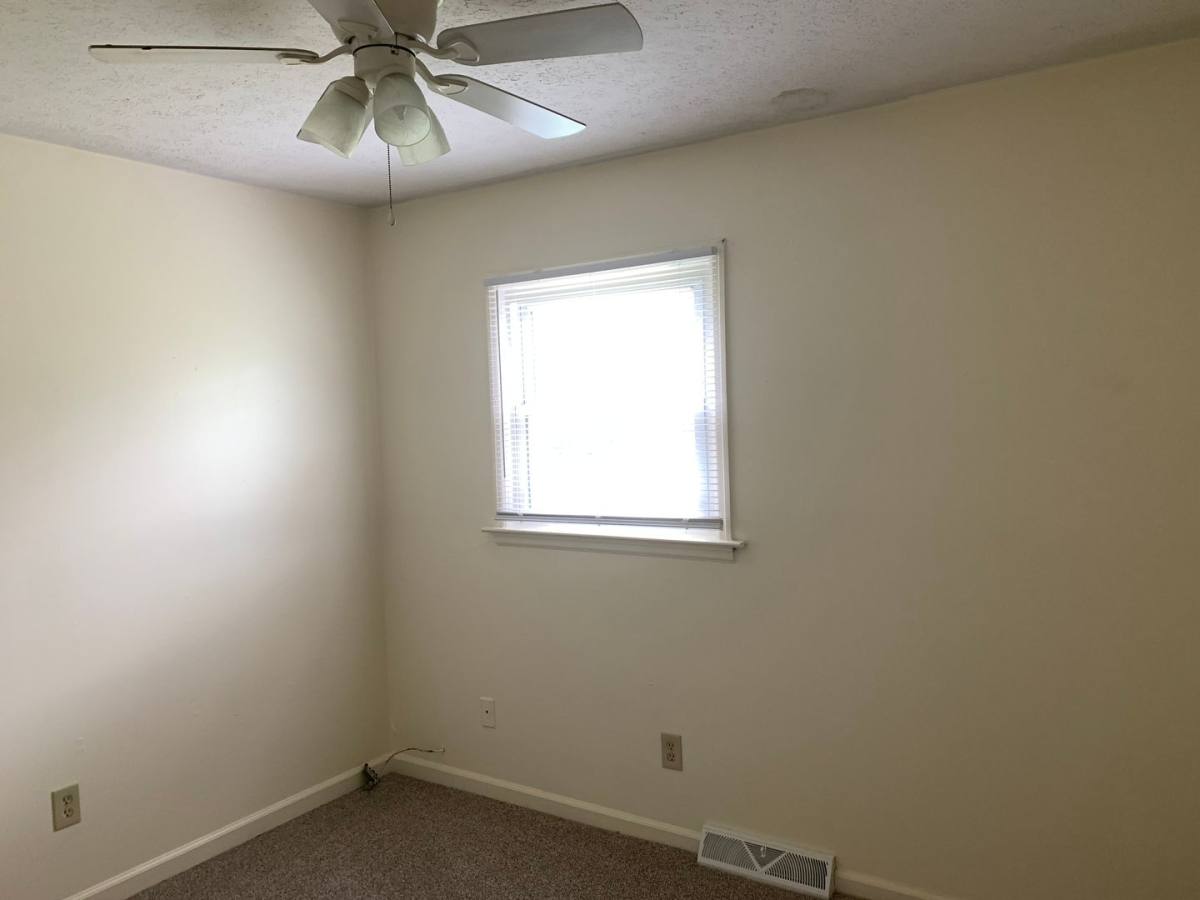 Townhouse for rent at 127 Holmes Circle, Lynchburg, VA 24501