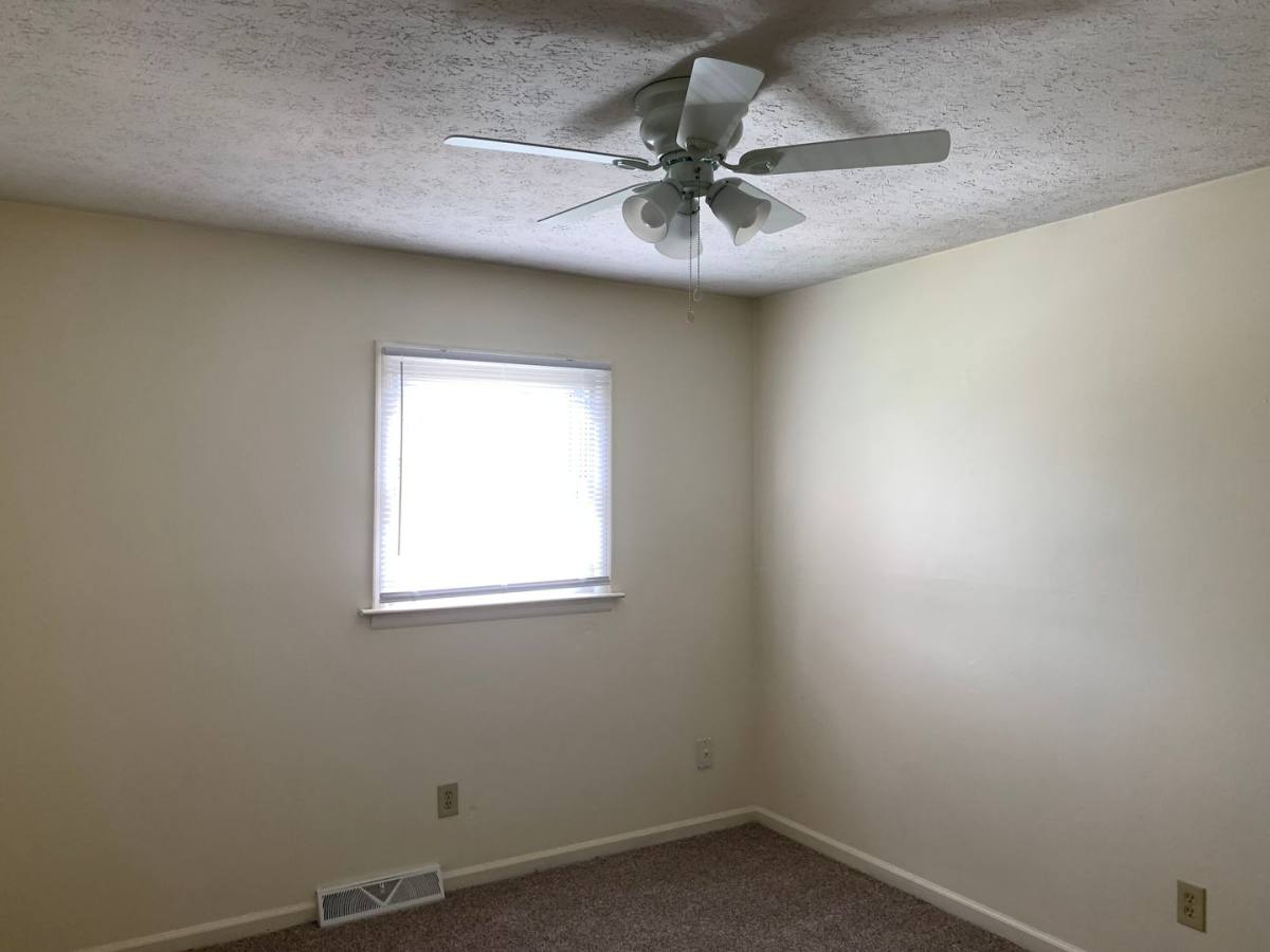 Townhouse for rent at 127 Holmes Circle, Lynchburg, VA 24501