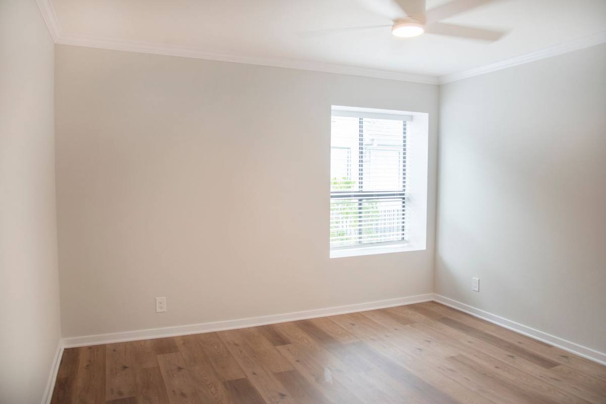 Apartment for rent at 1815 W Alameda Ave, Burbank, CA 91506