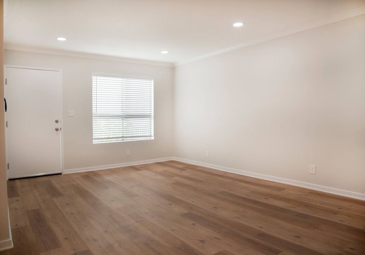 Apartment for rent at 1815 W Alameda Ave, Burbank, CA 91506