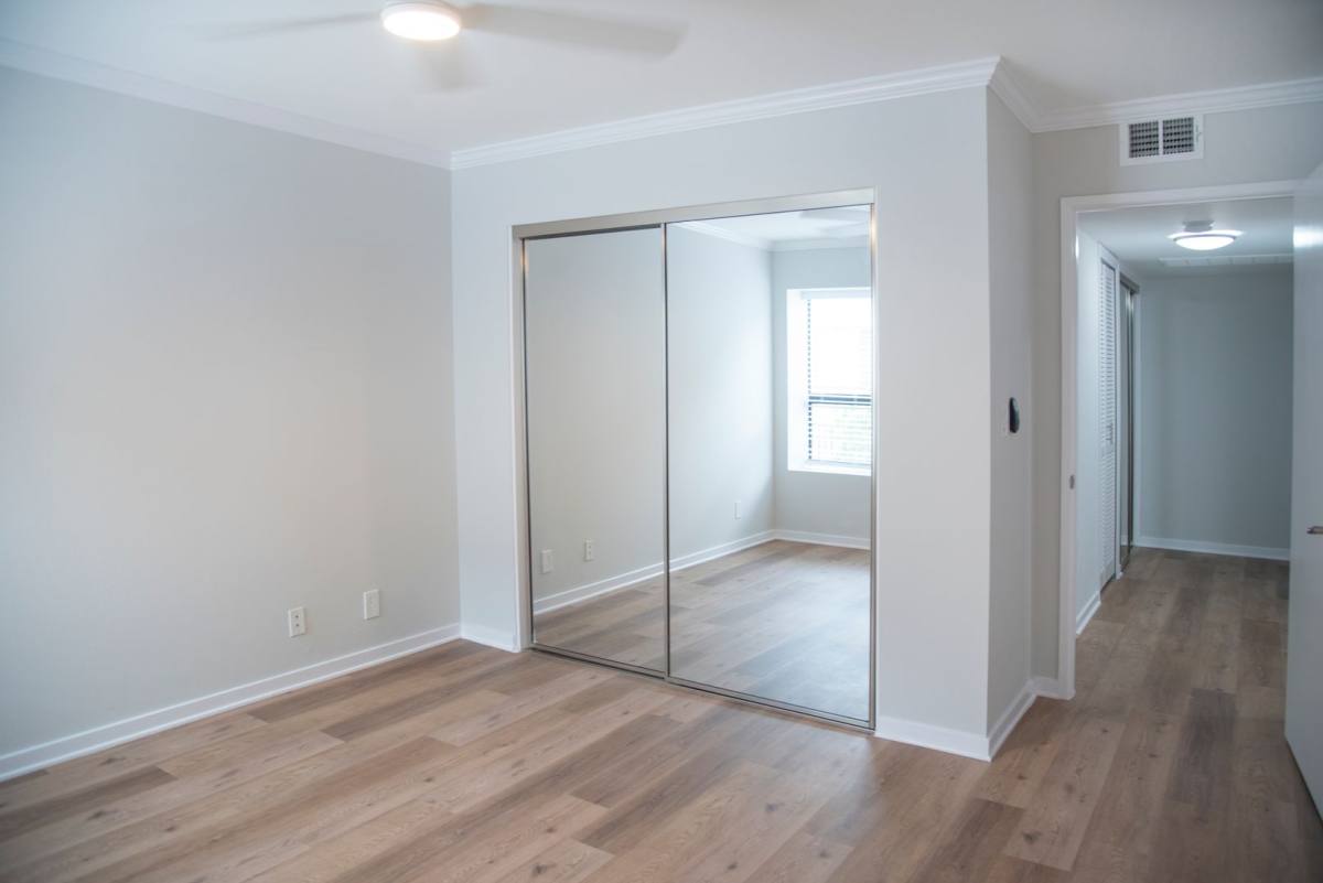 Apartment for rent at 1815 W Alameda Ave, Burbank, CA 91506