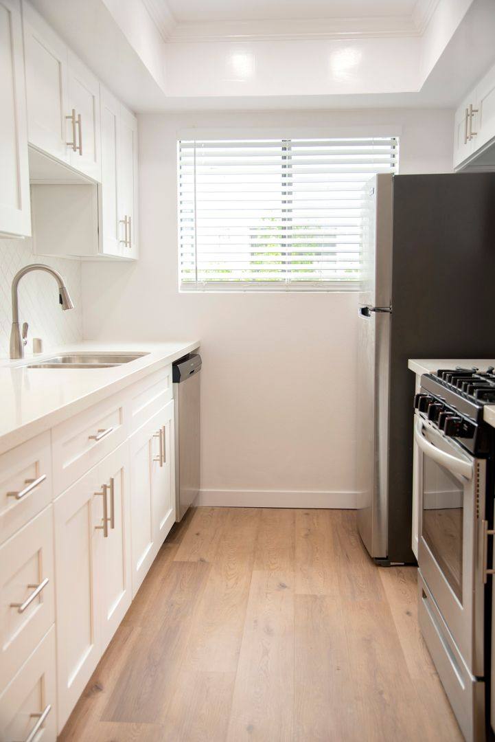 Apartment for rent at 1815 W Alameda Ave, Burbank, CA 91506
