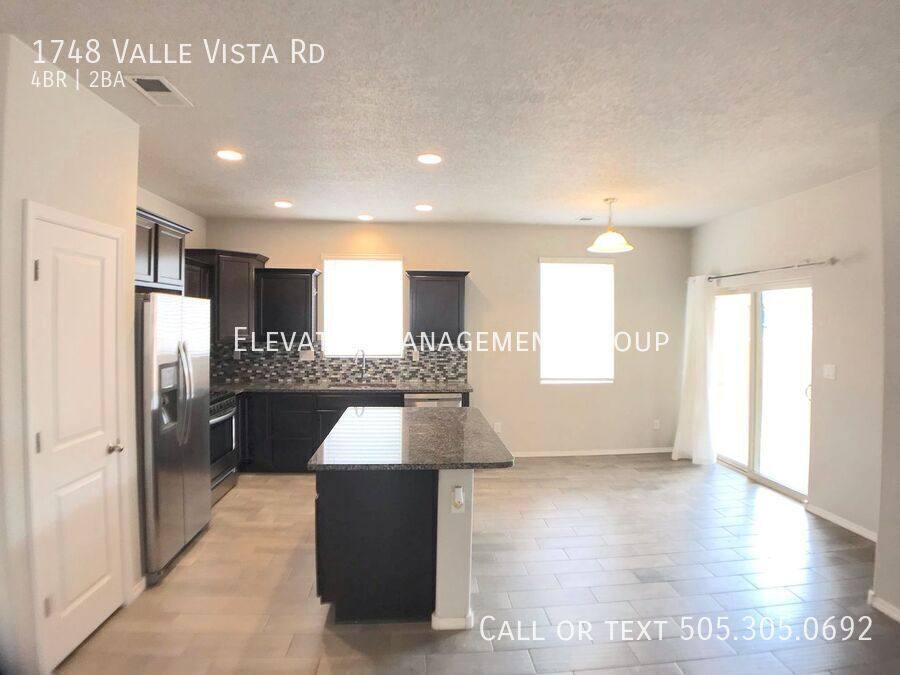 House for rent at 1748 Valle Vista Rd, Los Lunas, NM 87031