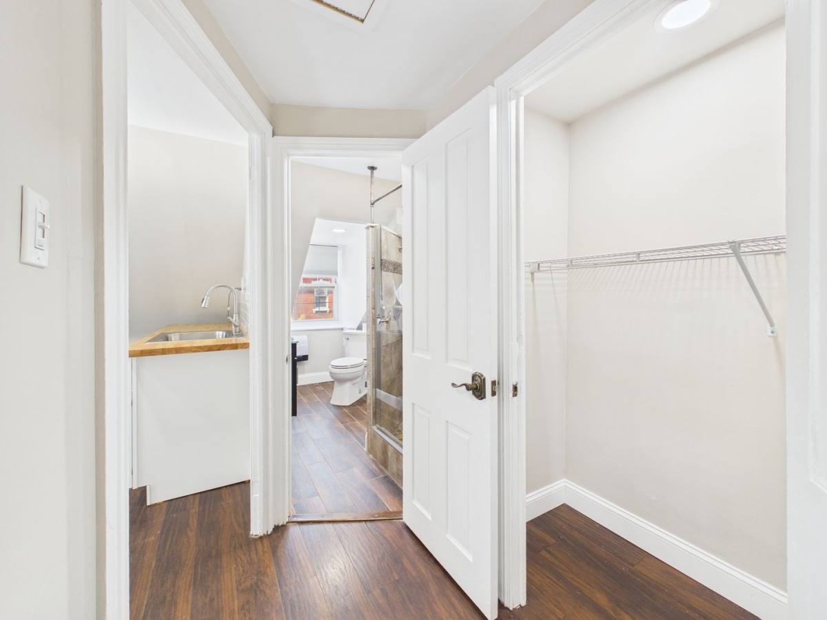 Apartment for rent at 5281 Germantown Ave, Philadelphia, PA 19144