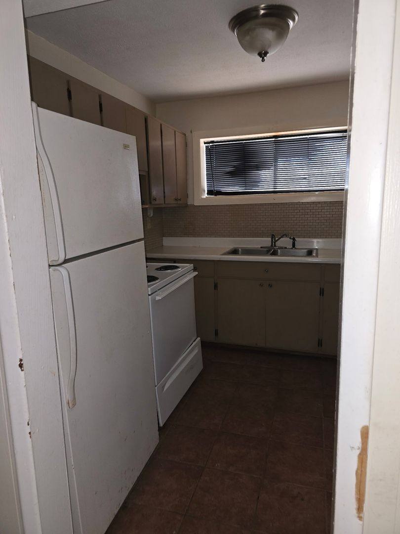 Apartment for rent at 416 W Outer Dr, Oak Ridge, TN 37830