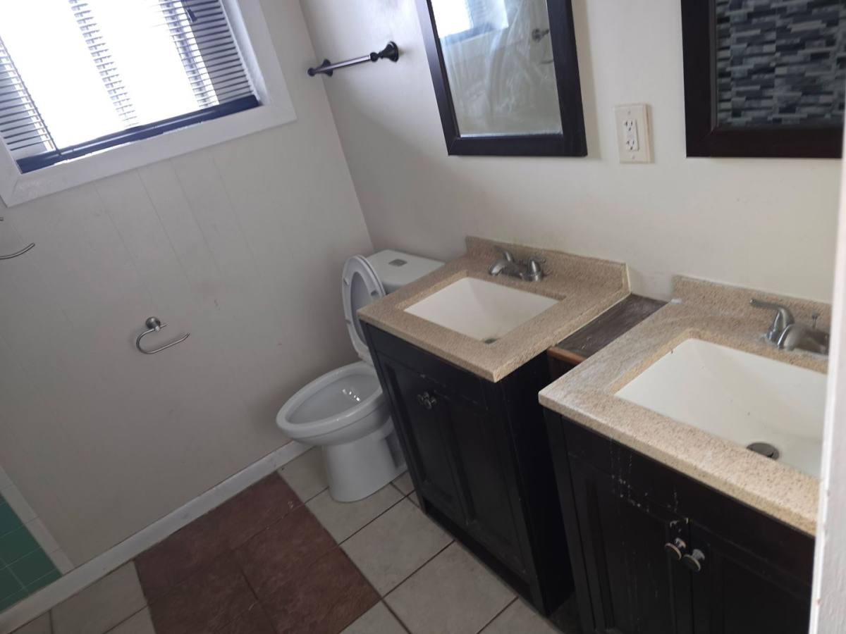 Apartment for rent at 416 W Outer Dr, Oak Ridge, TN 37830