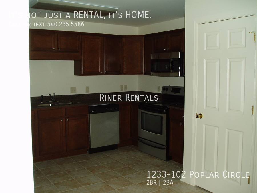 Apartment for rent at 1233-102 Poplar Circle, Harrisonburg, VA 22802