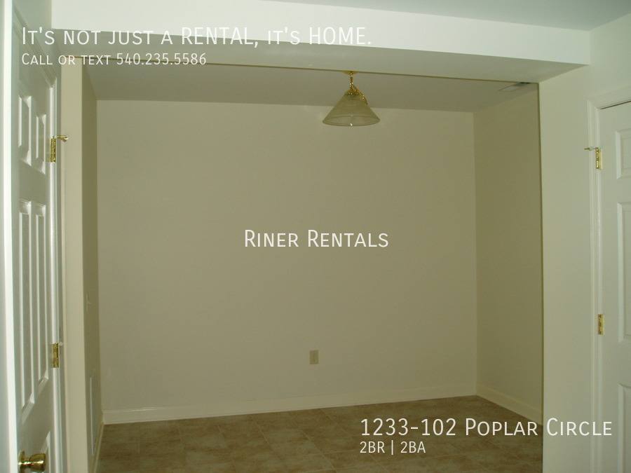 Apartment for rent at 1233-102 Poplar Circle, Harrisonburg, VA 22802
