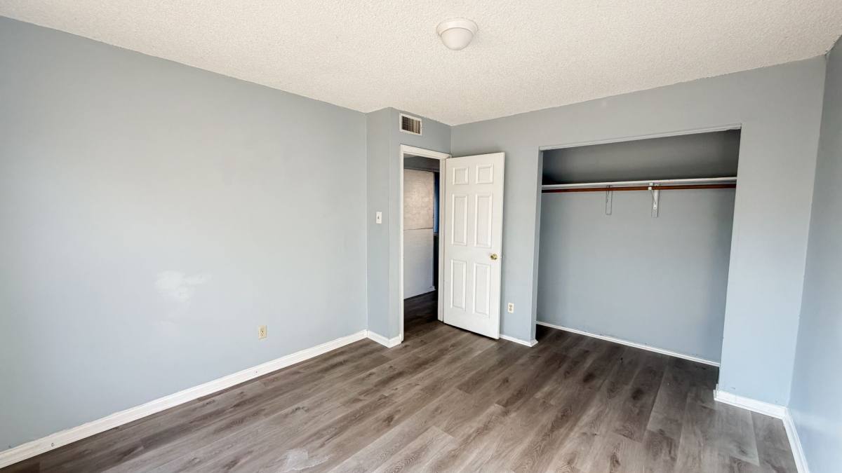 Apartment for rent at 111 S Drew St, Livingston, TX 77351