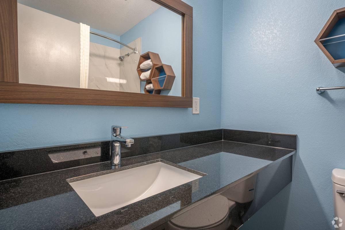 Apartment for rent at 17011 E Freeway, Channelview, TX 77530