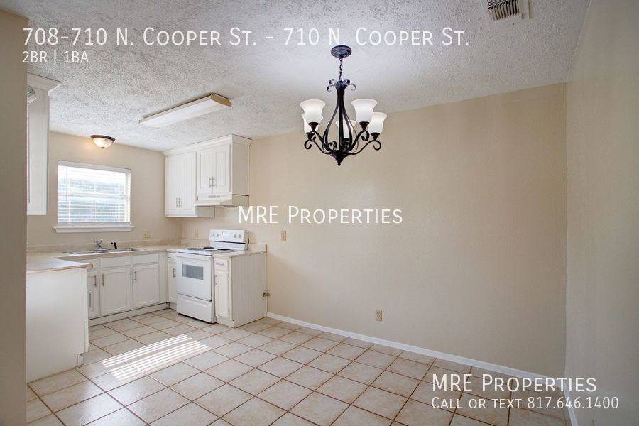 Apartment for rent at 708-710 N Cooper St 710, Arlington, TX 76011