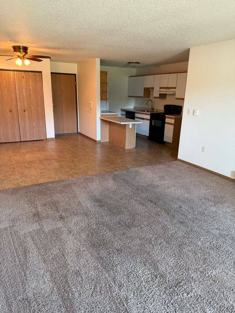 Apartment for rent at 260 Murdock St #113, Tomah, WI 54660