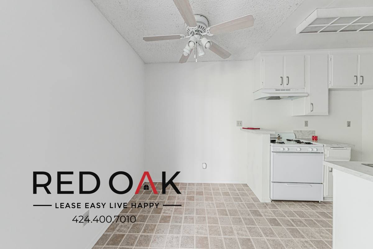 Condo for rent at 17821 Halstead St #17, Northridge, CA 91325