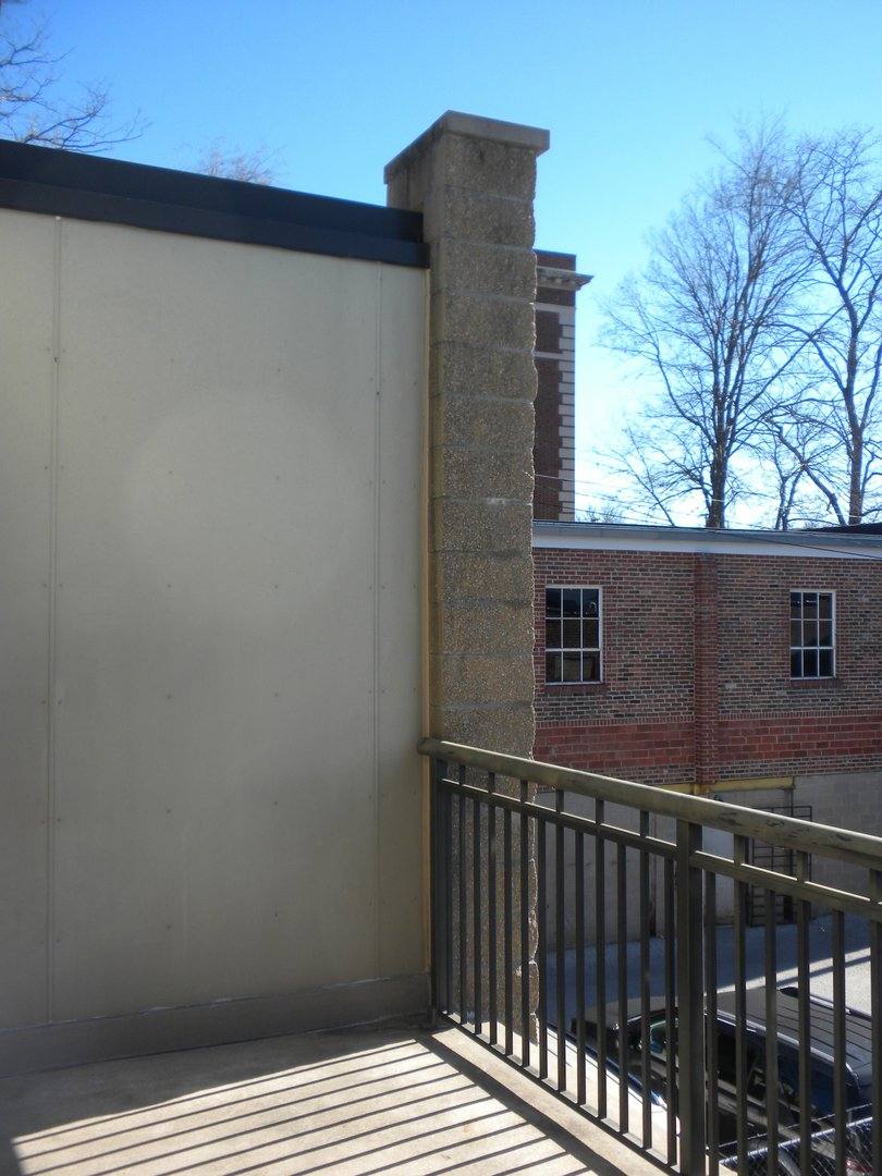 Apartment for rent at 1104 E Broadway, Columbia, MO 65201