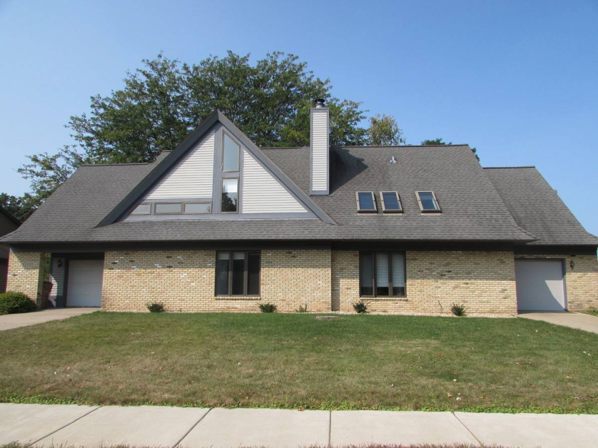 Apartment for rent at 7653 Farmington Way, Madison, WI 53717