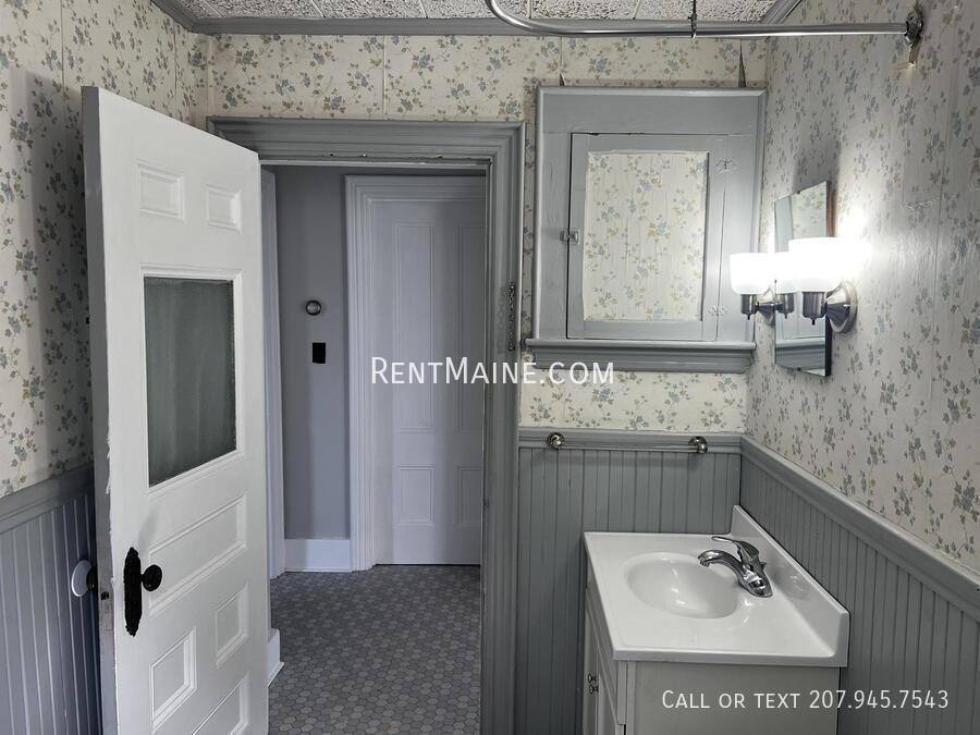 Apartment for rent at 445 Main St #B, Old Town, ME 04468