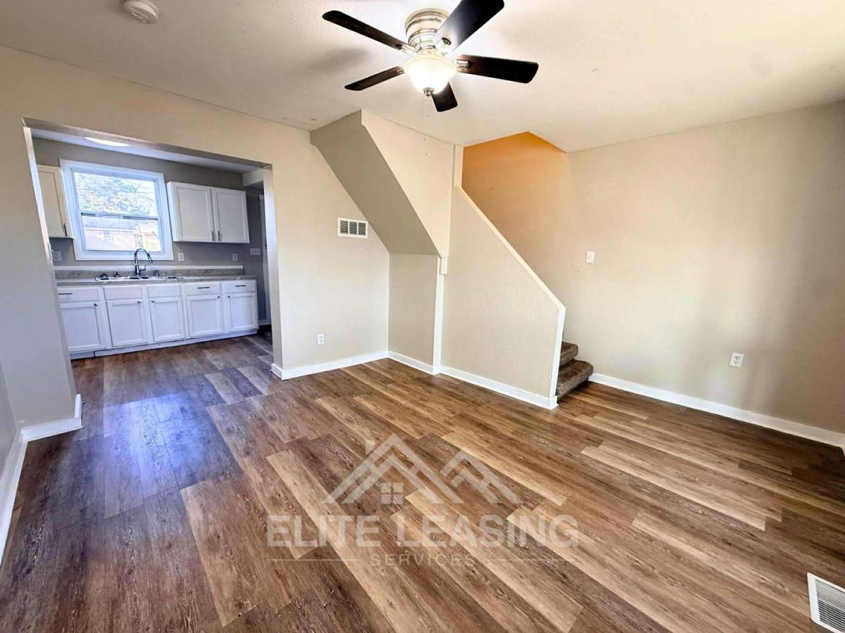 House for rent at 1027 SW Woodward Ave, Topeka, KS 66604