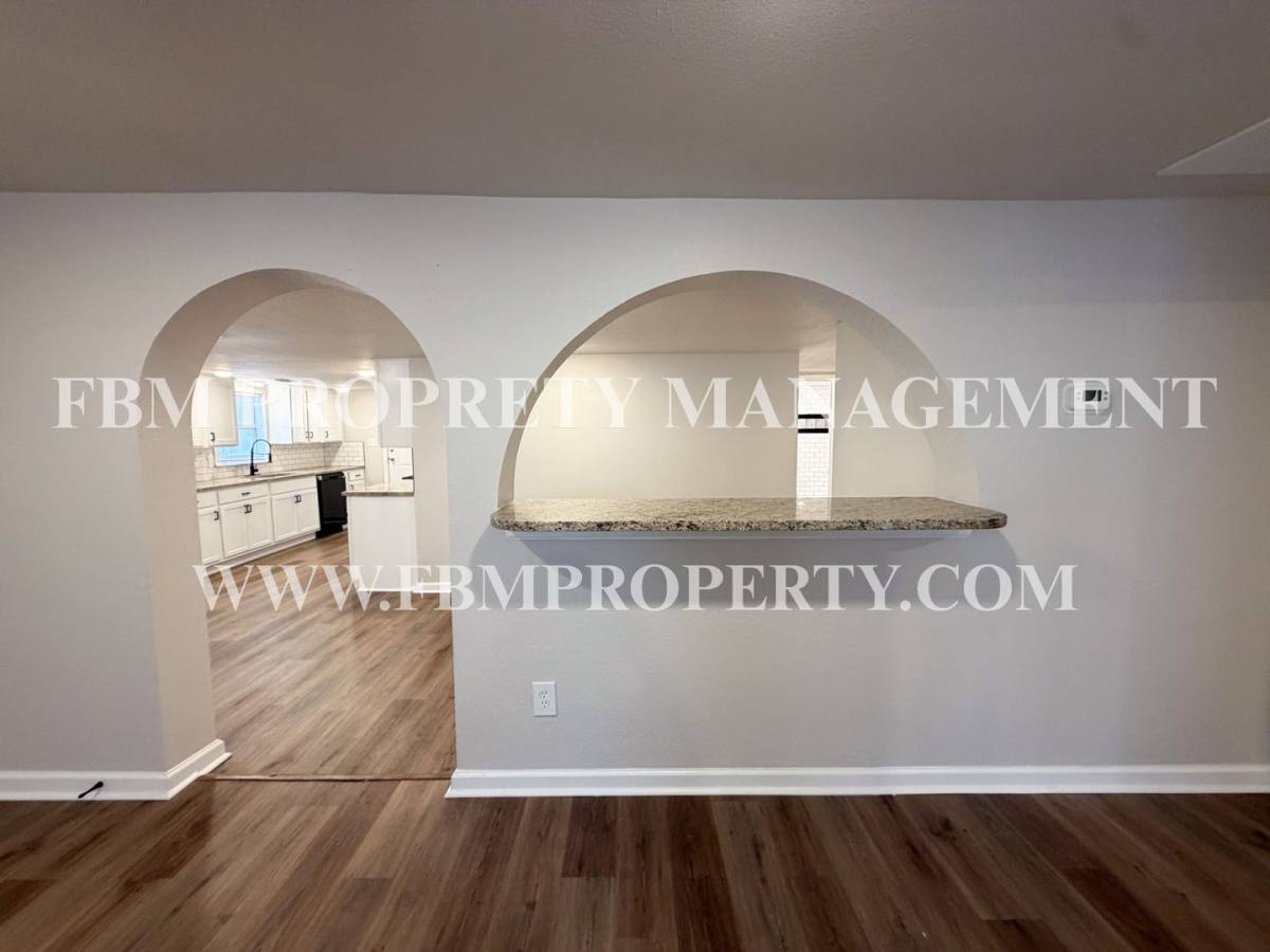 House for rent at 303 E Thompson St, Corsicana, TX 75110