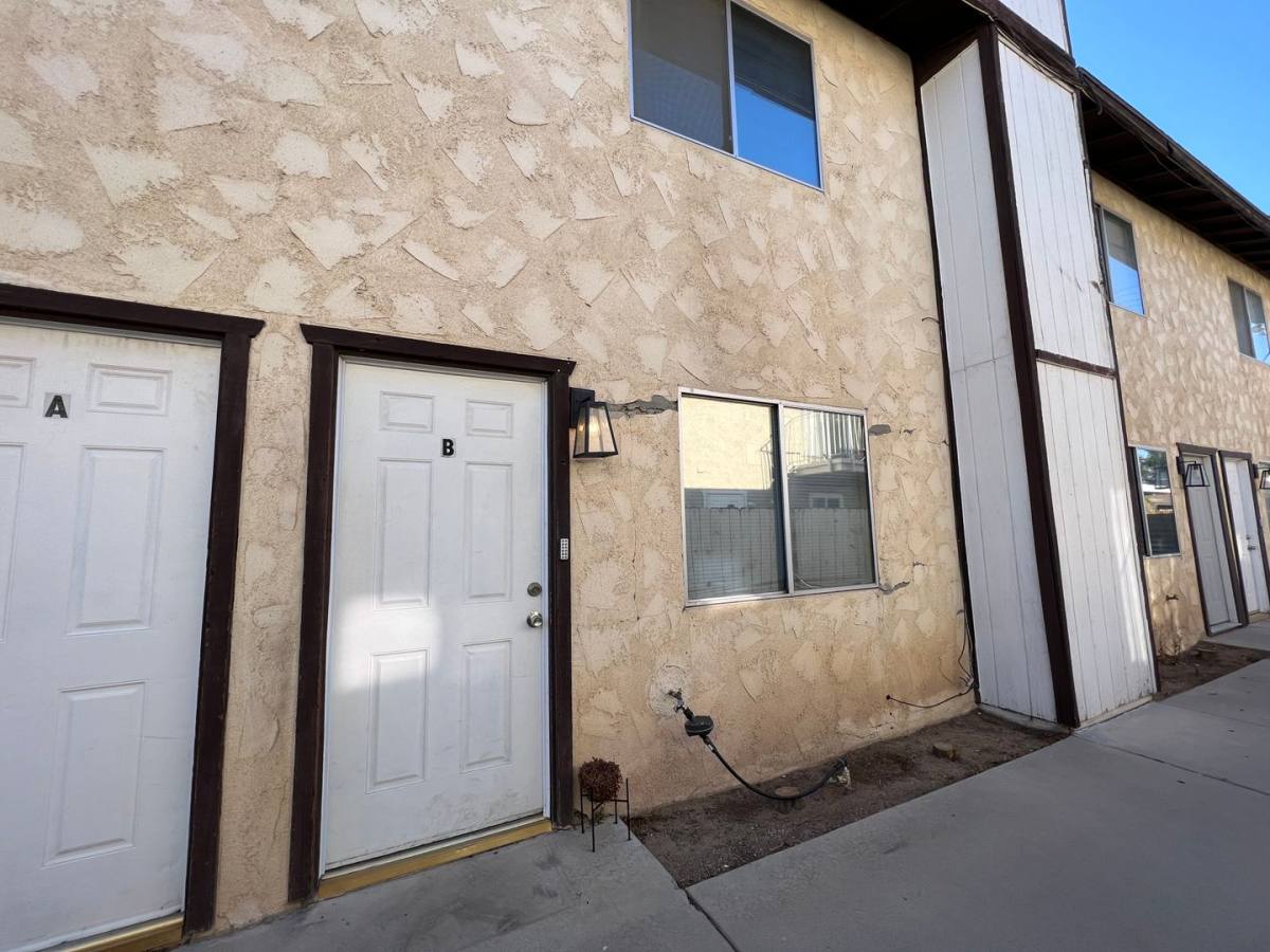 Apartment for rent at 513 E Ridgecrest Blvd, Ridgecrest, CA 93555