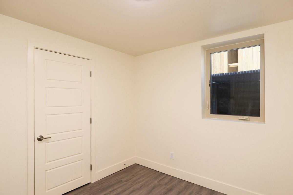 Apartment for rent at 5822 26th Ave NW, Seattle, WA 98107