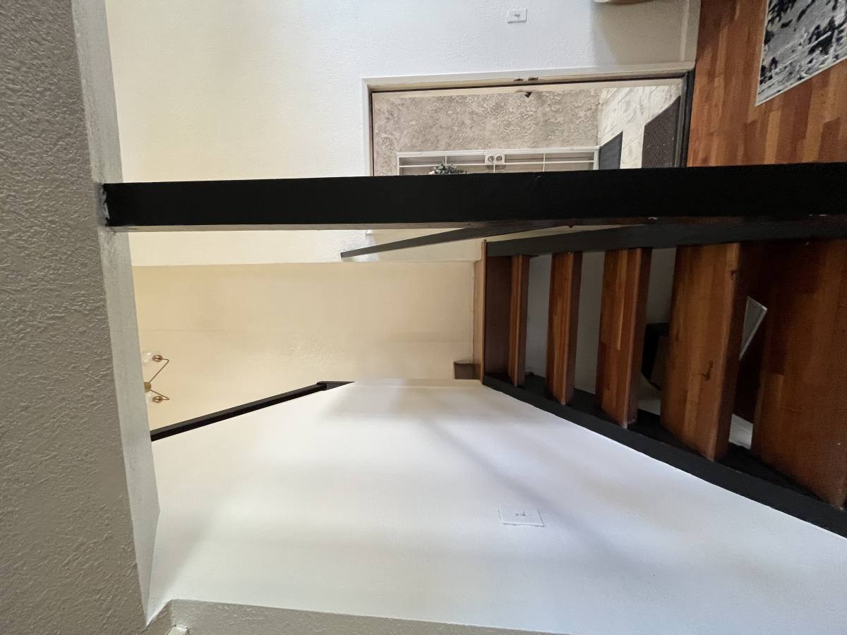 Condo for rent at 15946 Vanowen St #207, Van Nuys, CA 91406