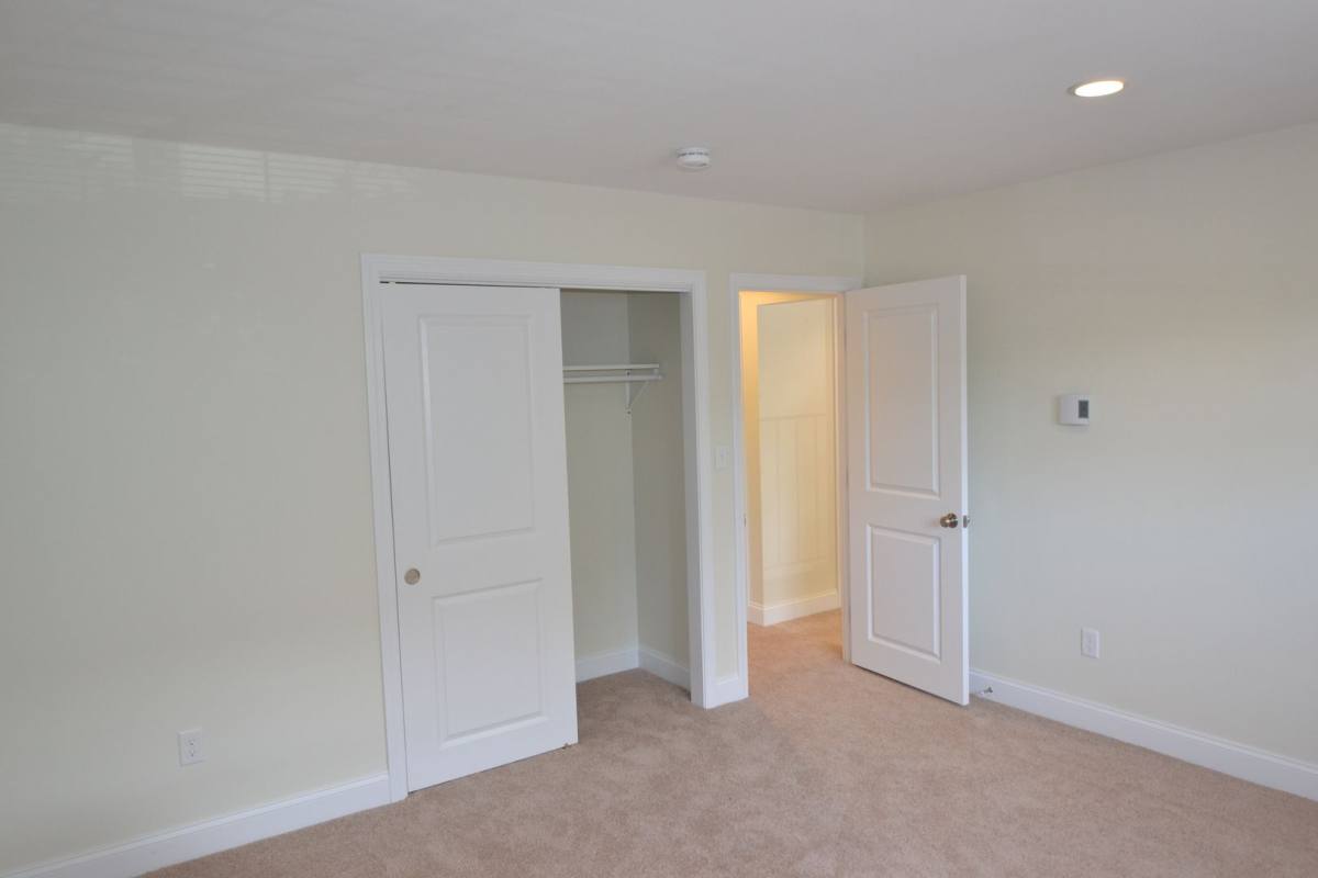 Apartment for rent at 100-106 Whitehall Rd, Amesbury, MA 01913