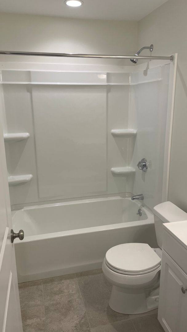 Apartment for rent at 100-106 Whitehall Rd, Amesbury, MA 01913