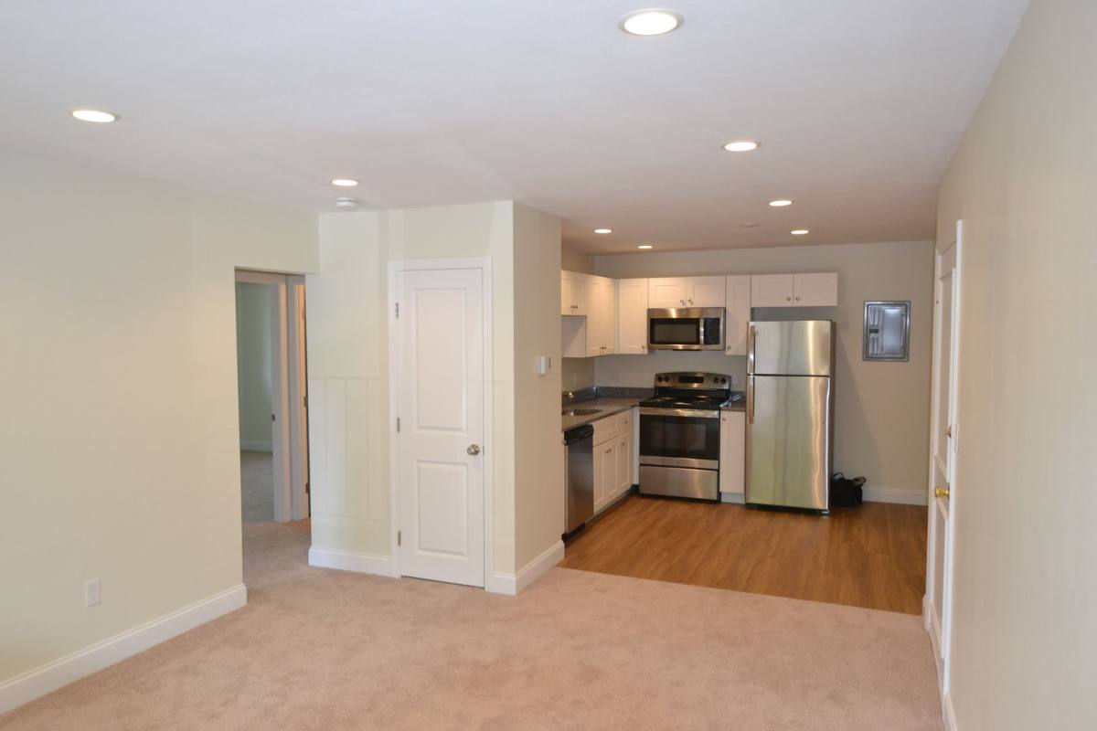 Apartment for rent at 100-106 Whitehall Rd, Amesbury, MA 01913