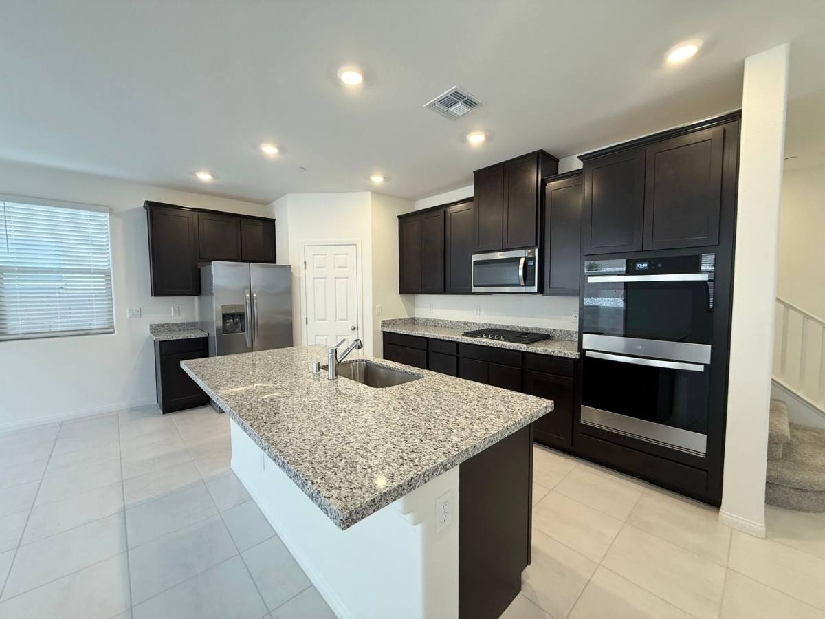 House for rent at 101 Silver Run Lane, Las Vegas, NV 89138