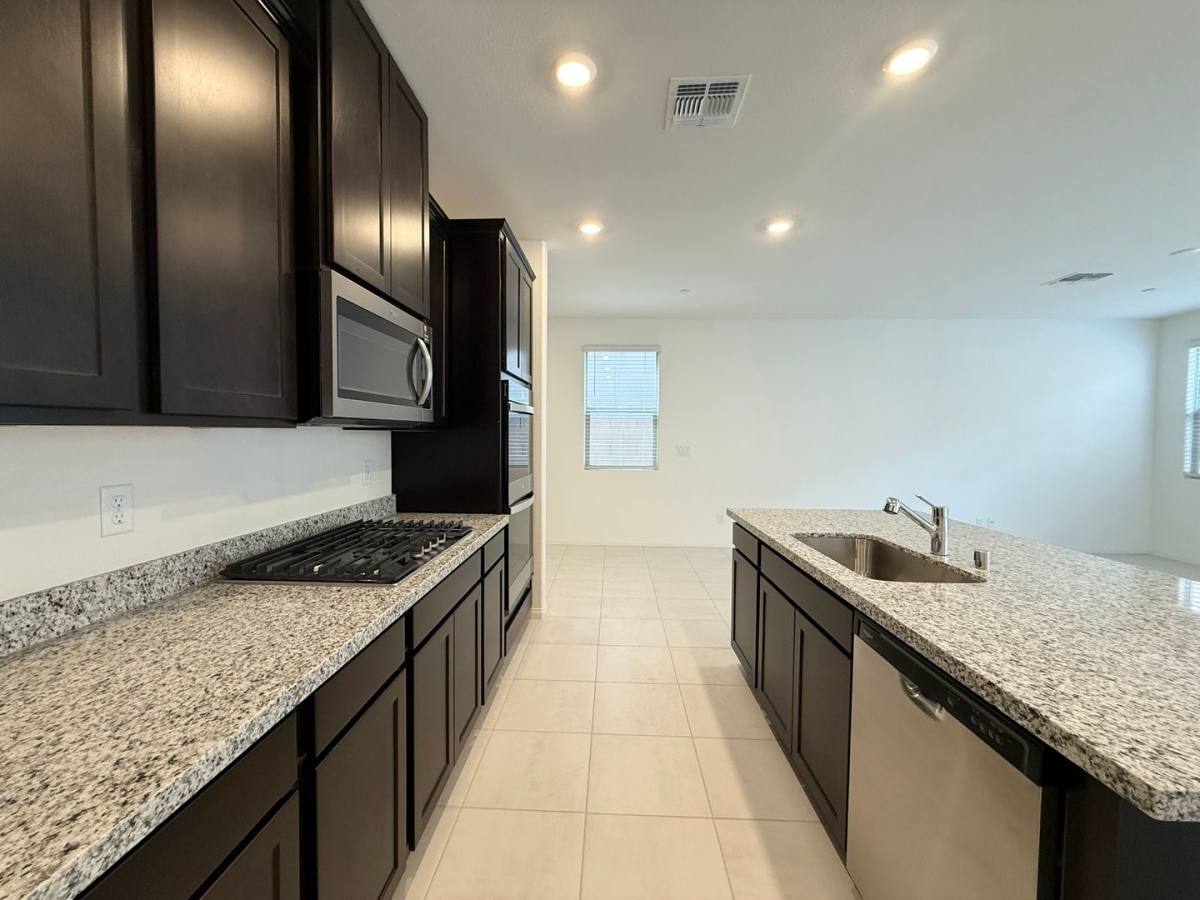House for rent at 101 Silver Run Lane, Las Vegas, NV 89138