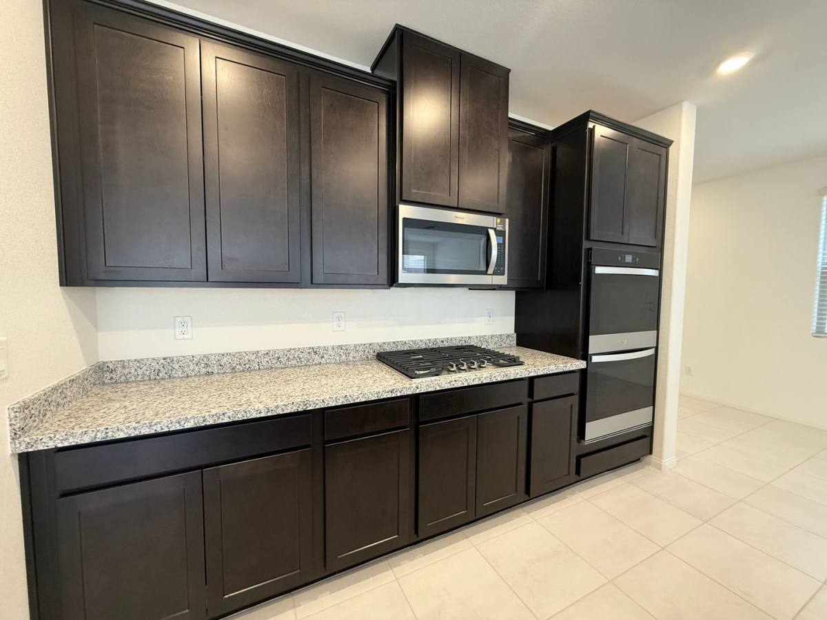 House for rent at 101 Silver Run Lane, Las Vegas, NV 89138