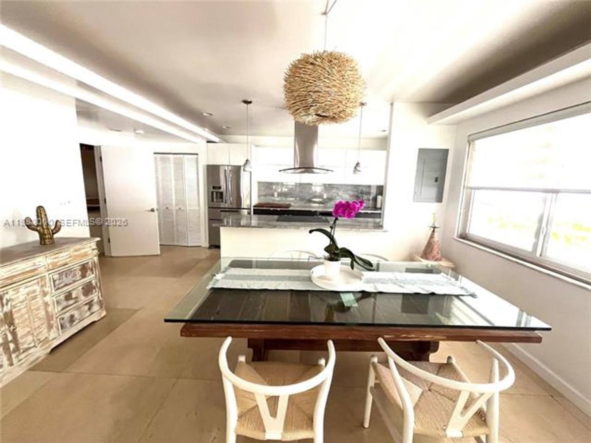 Apartment for rent at 10190 Collins Ave Appt #106, Miami Beach, FL 33154