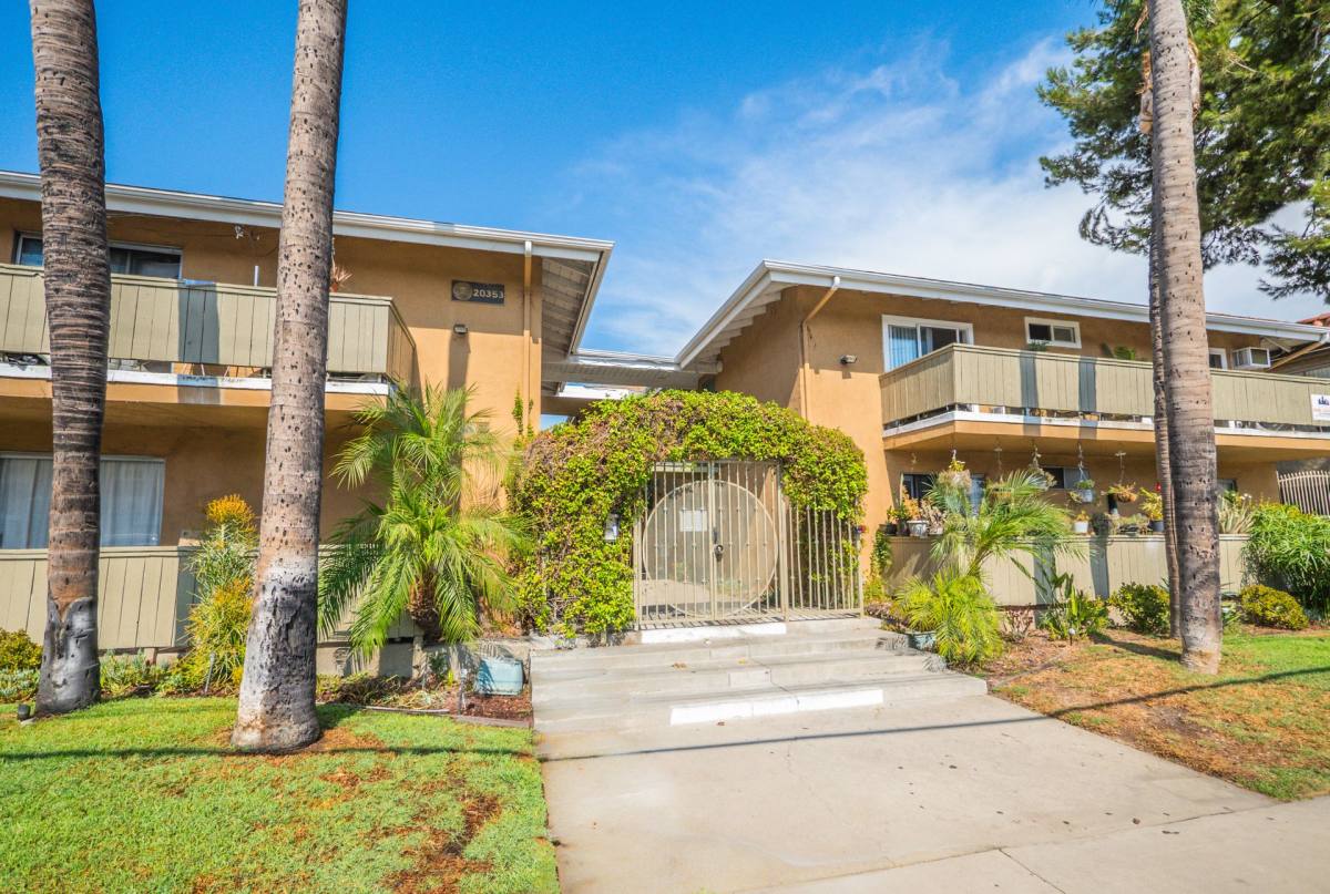 Apartment for rent at 20353 Saticoy St, Winnetka, CA 91306