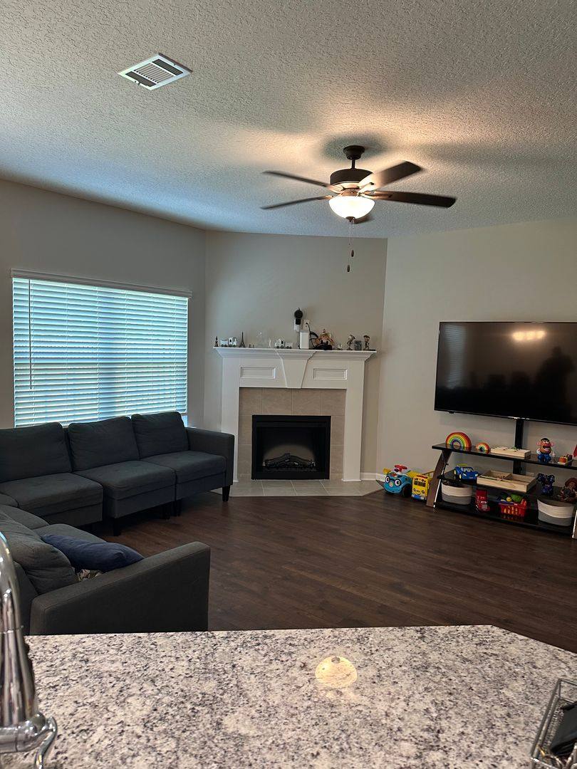 House for rent at 102 Brightleaf Circle, Hinesville, GA 31313