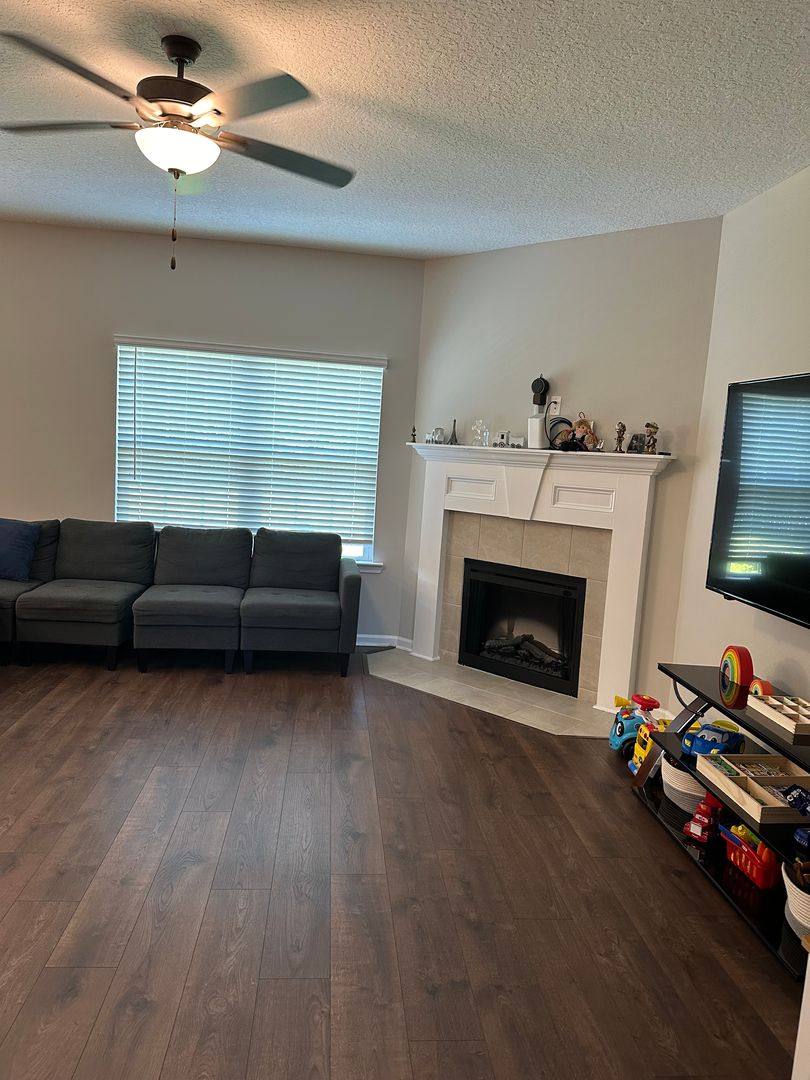 House for rent at 102 Brightleaf Circle, Hinesville, GA 31313
