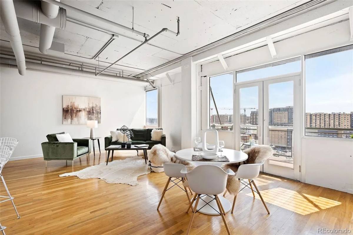 Apartment for rent at 2020 Arapahoe St #1170, Denver, CO 80205