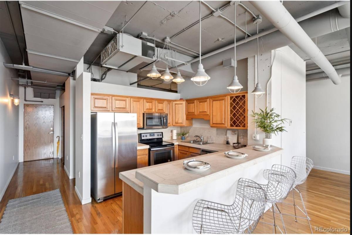 Apartment for rent at 2020 Arapahoe St #1170, Denver, CO 80205