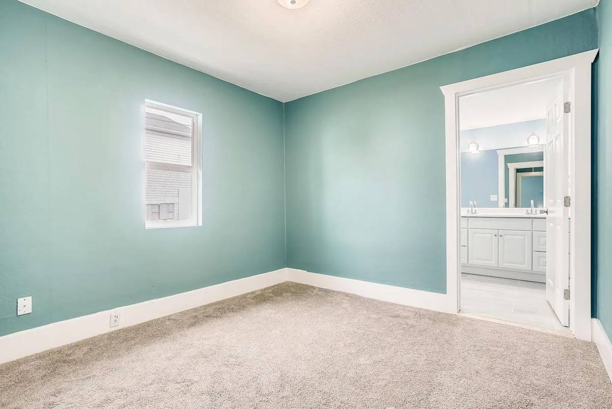 House for rent at 1404 9th St, Marysville, WA 98270