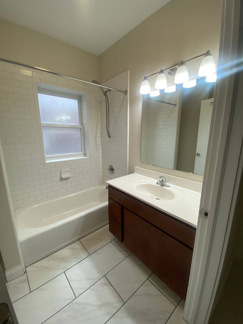 Apartment for rent at 1733 N Meridian St, Indianapolis, IN 46202