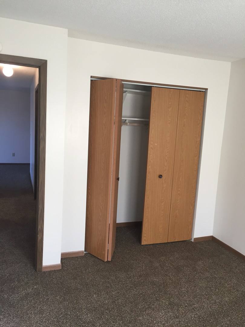 Apartment for rent at 300 N Kiwanis Ave, Sioux Falls, SD 57104