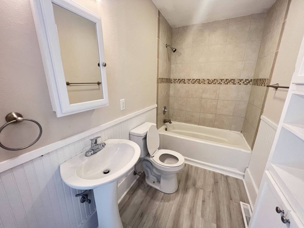 House for rent at 539 S Fort Ave, Springfield, MO 65806