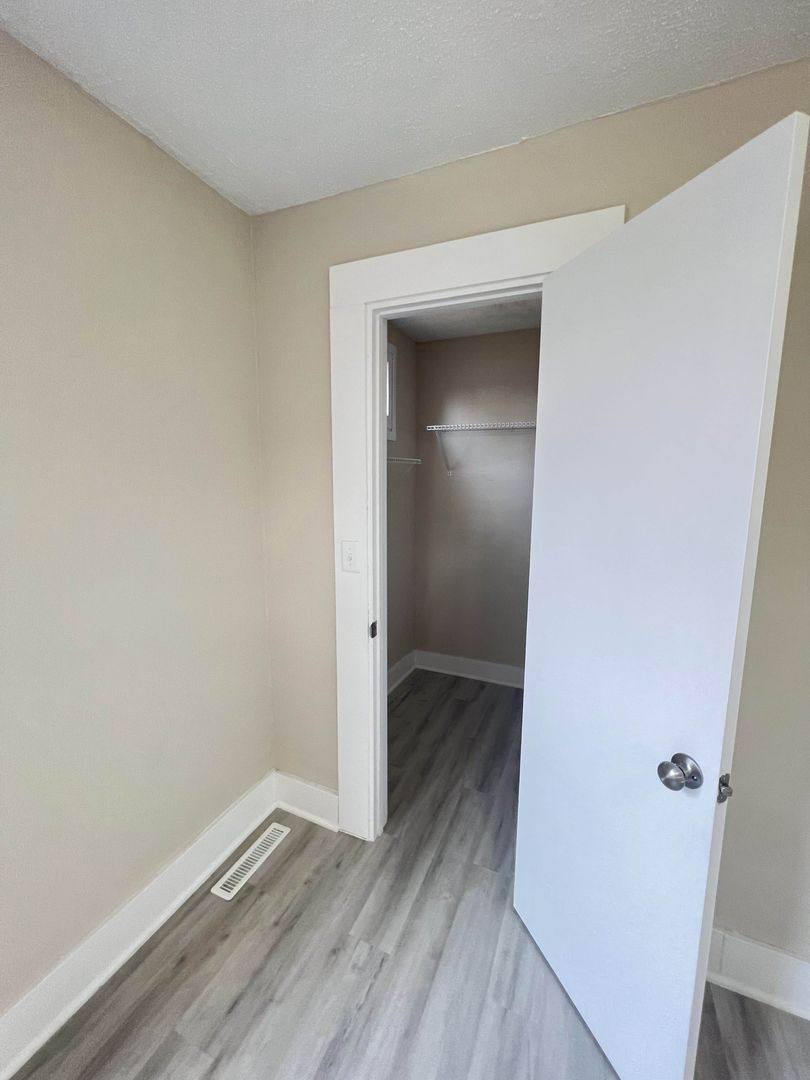 House for rent at 539 S Fort Ave, Springfield, MO 65806