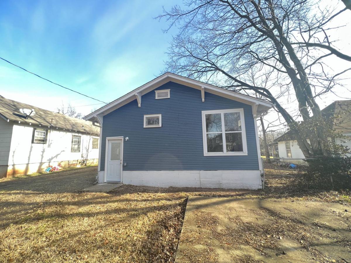 House for rent at 539 S Fort Ave, Springfield, MO 65806