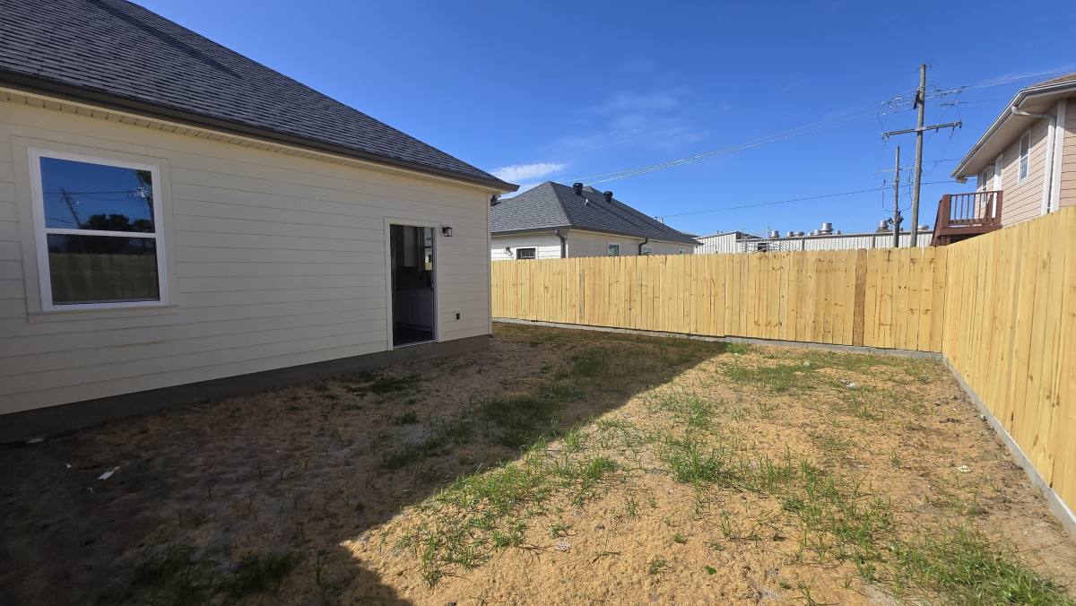 Apartment for rent at 3617 Park Blvd, Chalmette, LA 70043